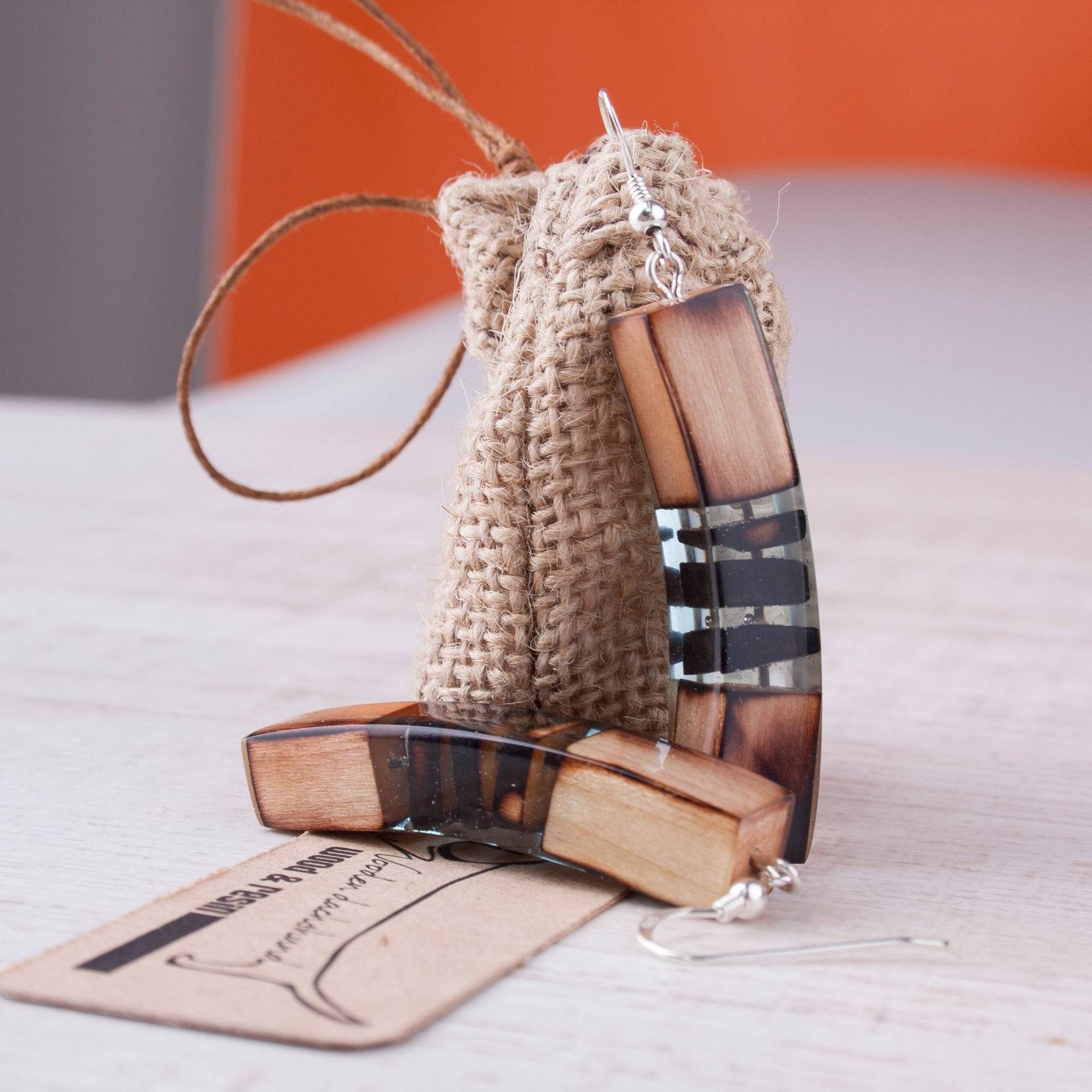 Schmuck Ohrringe Holz Harz Handmade Handwerk Handwerker Einzigartige Geschenk Für Sie Handgemacht Frauen Einzigartiges Design Natürlich Schmuck Ohrringe Holz Harz Handmade Handwerk Handwerker Einzigartige Geschenk Für Sie Handgemacht Frauen Einzigartiges Design Natürlich von WoodenDachshund