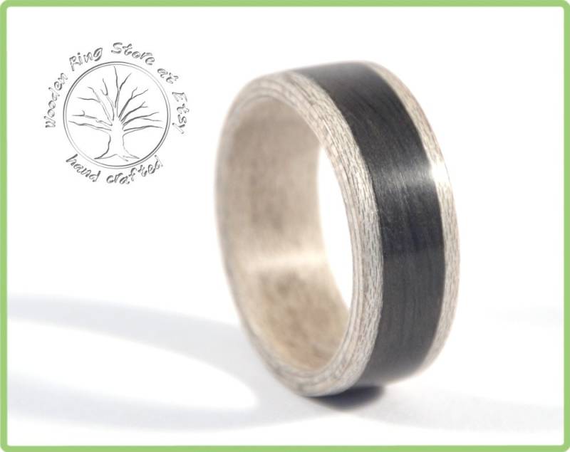 Grauer Ahorn & Breite Schwarze Walnuss-Inlay. Breites Herren Holzring Im Alter Von Holz. Geeignet Als Mens Ehering von WoodenRingStore