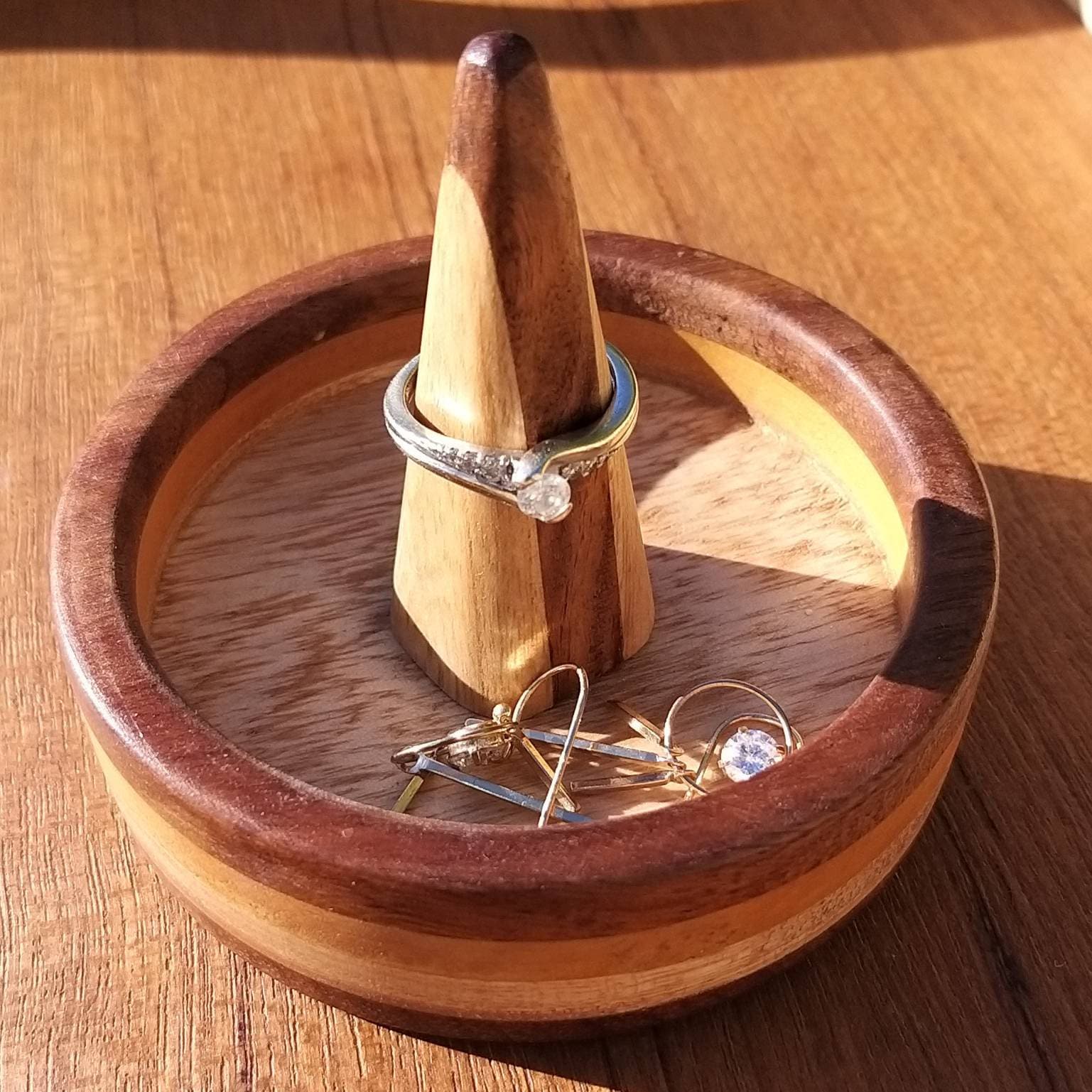 Ringhalter Aus Holz - Schmuckschale Ringschale Ohrringhalter Ringhalter Aus Holz - Schmuckschale Ringschale Ohrringhalter von WoodenTiesUK