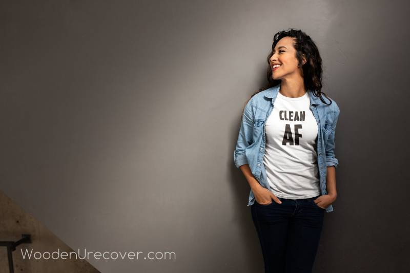 Clean Af T-Shirt Für Männer Und Frauen in Aa, Na Anderen 12-Schritt-Programmen - 12-Schritt-Kleidung Genesungsgeschenken Narcoics Anonymous von WoodenUrecover