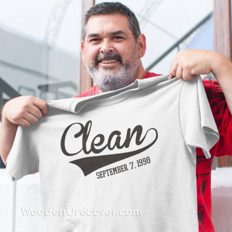 Individuell Angefertigtes Clean Date T-Shirt Narcoics Anonymous Geschenk von WoodenUrecover