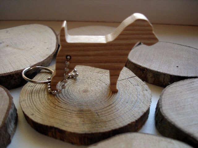 Hölzerne Hund Schlüsselanhänger Holz Tier Hand Cut Hölzerne Hund Schlüsselanhänger Holz Tier Hand Cut von Woodenday