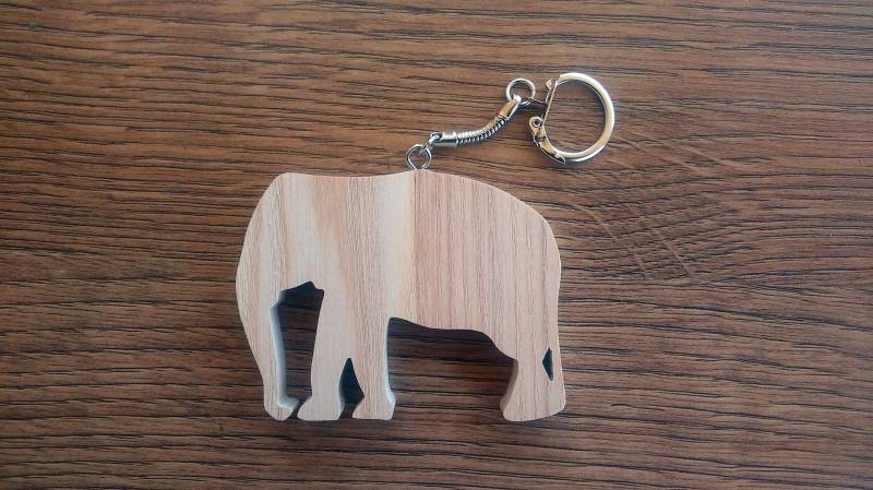 Holz Elefant Schlüsselanhänger Wildtier Hand Geschnitten von Woodenday