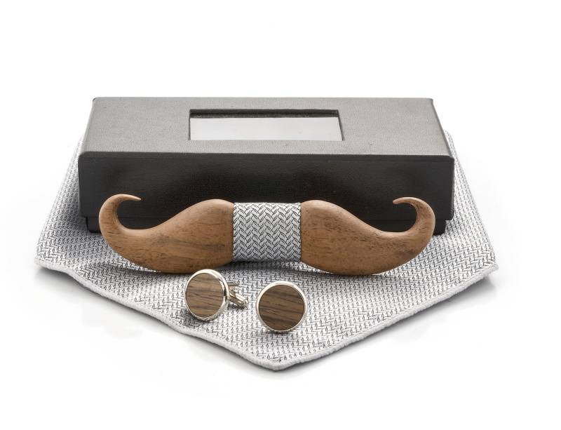 Holzfliege Moustache Silber Von Woodenlove Holzfliege Moustache Silber Von Woodenlove von WoodenloveshopDE