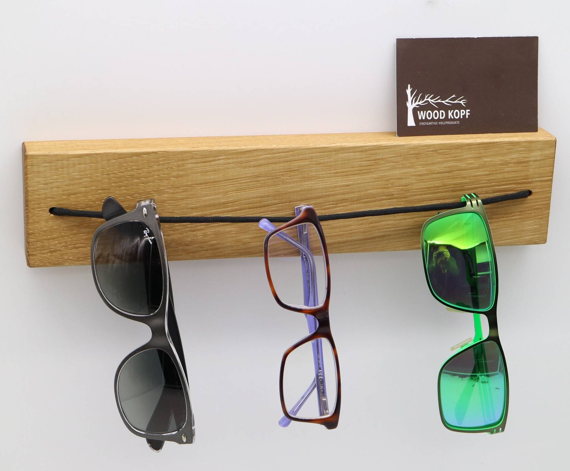 Brillenaufbewahrung Specula, Brillenhalter, Sonnenbrillenhalter Aus Eiche Brillenaufbewahrung Specula, Brillenhalter, Sonnenbrillenhalter Aus Eiche von Woodkopf