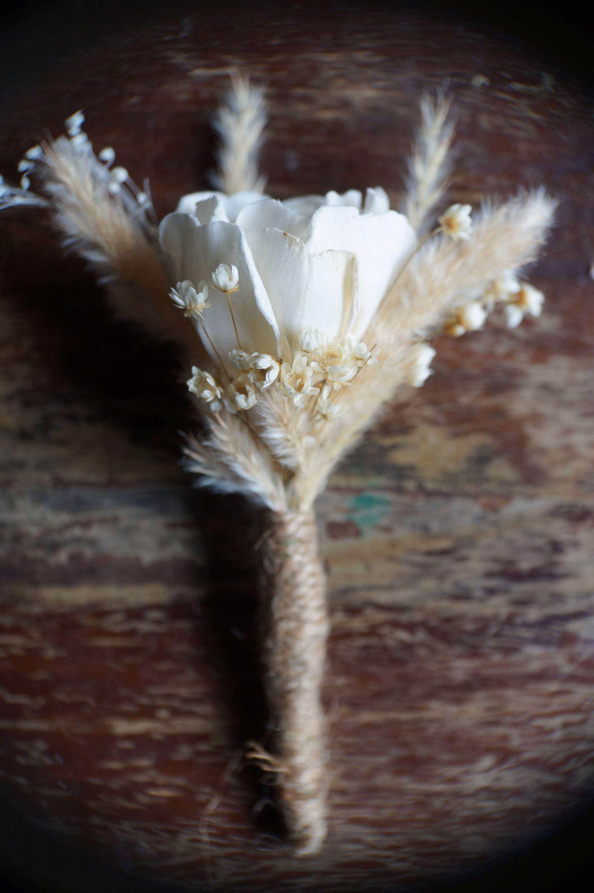 Prärie Romanze Holz Sola Blume Boutonniere Prärie Romanze Holz Sola Blume Boutonniere von WoodlandFlowerCo