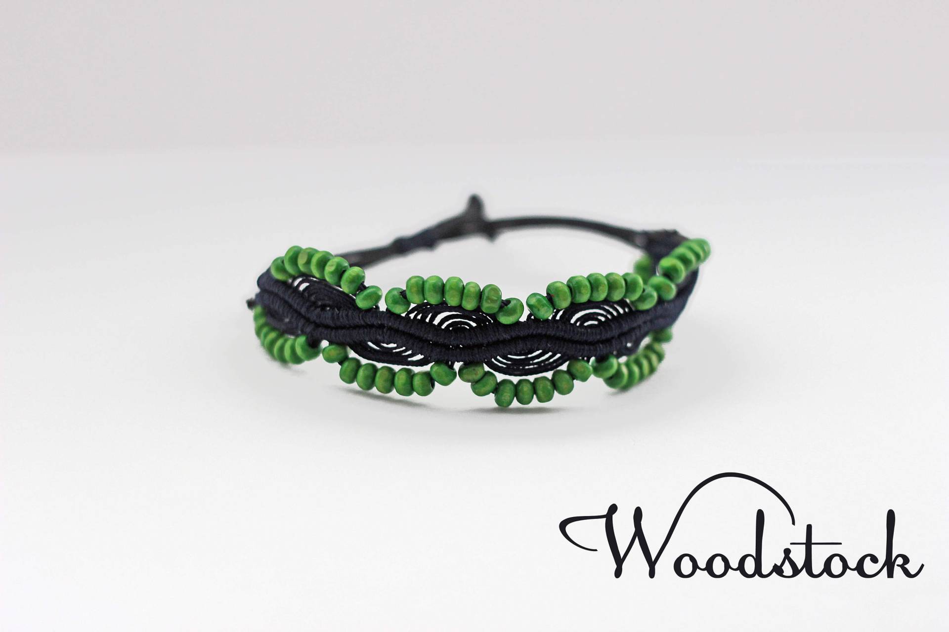 Boho Armband Mit Grünen Perlen, Sommer Armband, Perlenarmband, Grünes Dunkelblaues Mikro Makramee Boho Armband Mit Grünen Perlen, Sommer Armband, Perlenarmband, Grünes Dunkelblaues Mikro Makramee von WoodstockBG