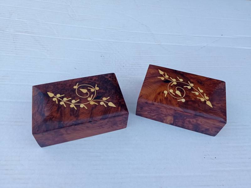 2 Thuya Wood Boxes, Inlaid With Lemon Wood, Wooden Decoration, Exquisite Handmade in Morocco von Woodthuya1999