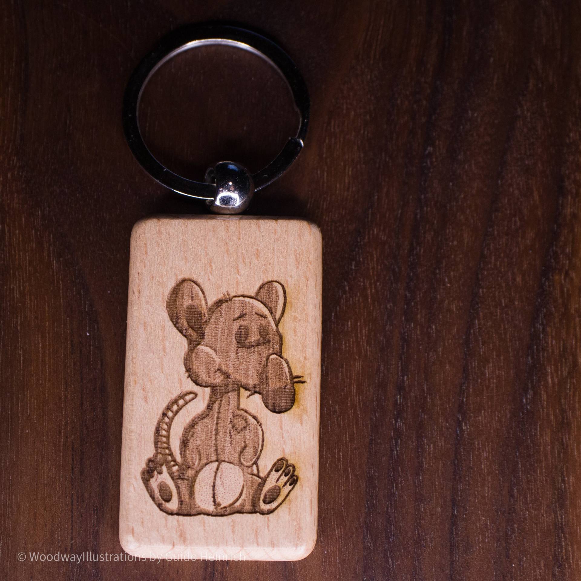 Holzschlüsselanhänger "Ratte" Holzschlüsselanhänger "Ratte" von WoodwayIllustrations