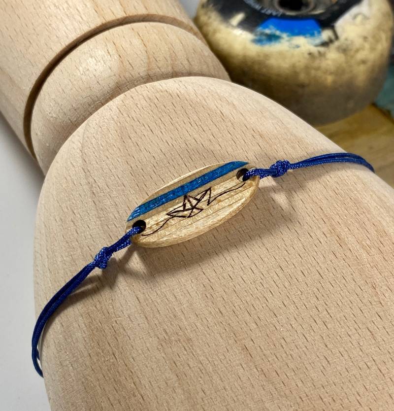 Skateboard Armband Makramee von WoodwormdesignShop