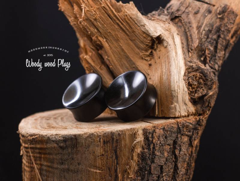 Schwarze Konkave Ohrstöpsel, Paar Ohrstöpsel 12 Mm 14 15 16 18 20 22 24 26 28 30 32 34 35 36 38 40 Schwarze Konkave Ohrstöpsel, Paar Ohrstöpsel 12 Mm 14 15 16 18 20 22 24 26 28 30 32 34 35 36 38 40 von WoodyWoodPlugs