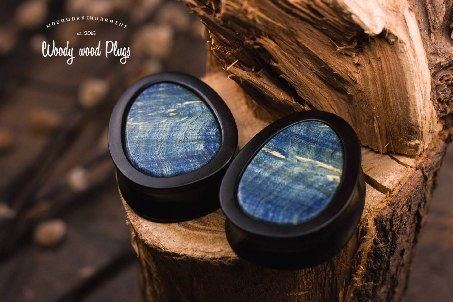 Schwarze Tropfenstecker Mit Blauem Stabilisiertem Holz 18 Mm 20 22 24 25 26 28 30 32 34 35 36 38 -50 von WoodyWoodPlugs