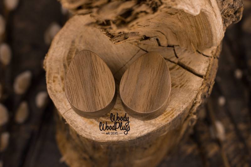 Tropfenförmige Holz-Ohrstöpsel Aus Paranuss, Individuelle Und Personalisierte Ohrstöpsel Holz 18 Mm 19 20 21 22 23 24 25 26 28 30 Tropfenförmige Holz-Ohrstöpsel Aus Paranuss, Individuelle Und Personalisierte Ohrstöpsel Holz 18 Mm 19 20 21 22 23 24 25 26 28 30 von WoodyWoodPlugs