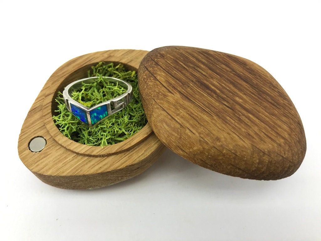 Ringkästchen Aus Eiche Ringkästchen Aus Eiche von WookCZ