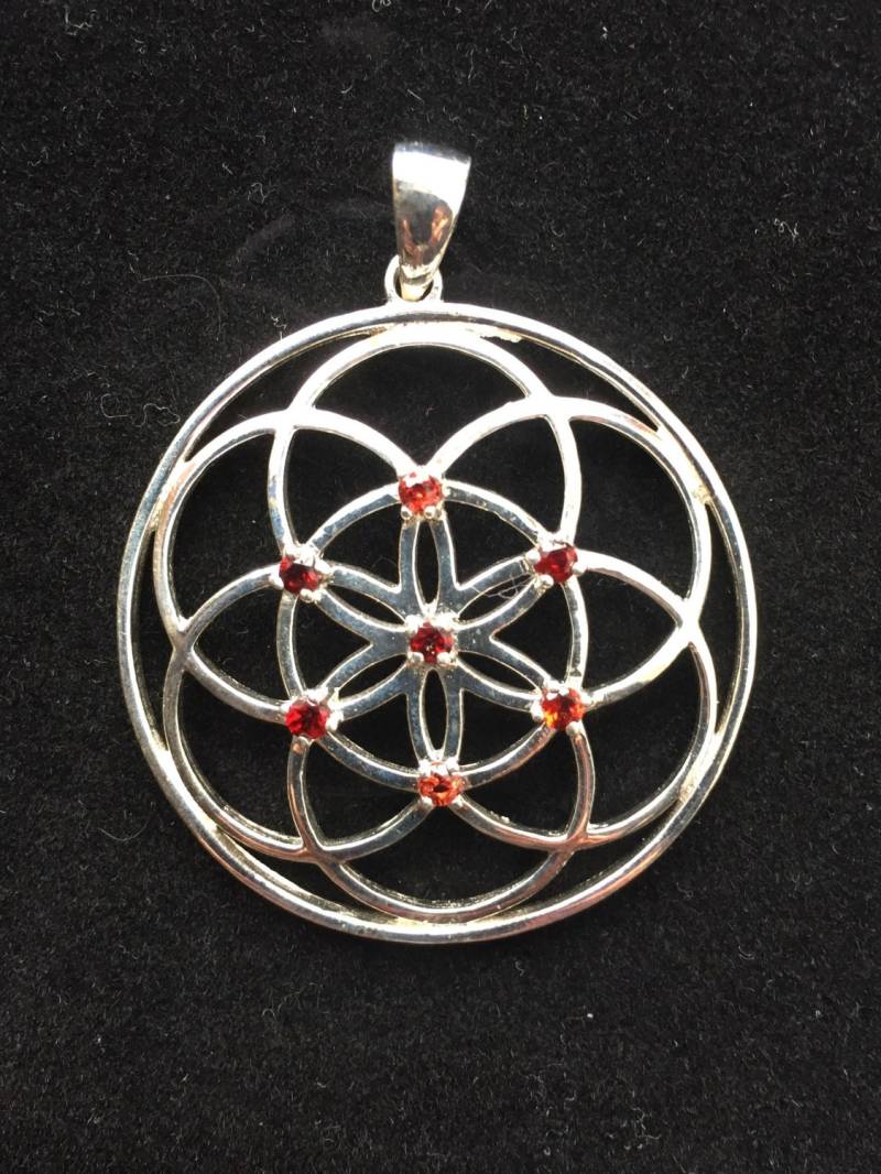 Heilige Geometrie, Sterling Silber Samen Des Lebens Anhänger Mit Granat Edelsteinen - Mittlere Größe Heilige Geometrie, Sterling Silber Samen Des Lebens Anhänger Mit Granat Edelsteinen - Mittlere Größe von WookNook13