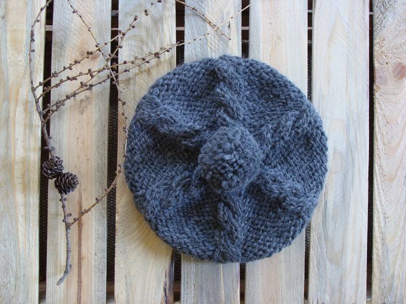 Zopfmuster Wolle Alpaka Baskenmütze Grobstrick Pompom Boho Hut von WoolFans