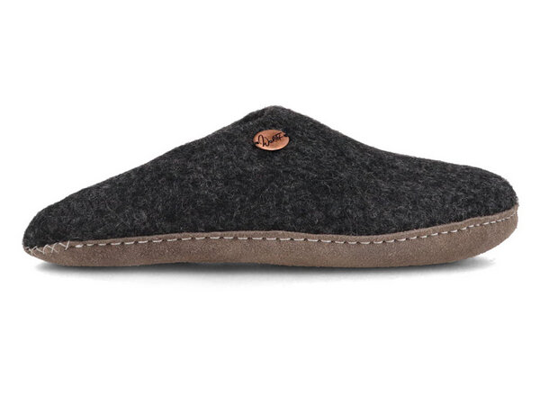 WoolFit Filz Puschen ohne Fersenrand aus 100% Wolle - handgefilzte Pantoffeln von WoolFit