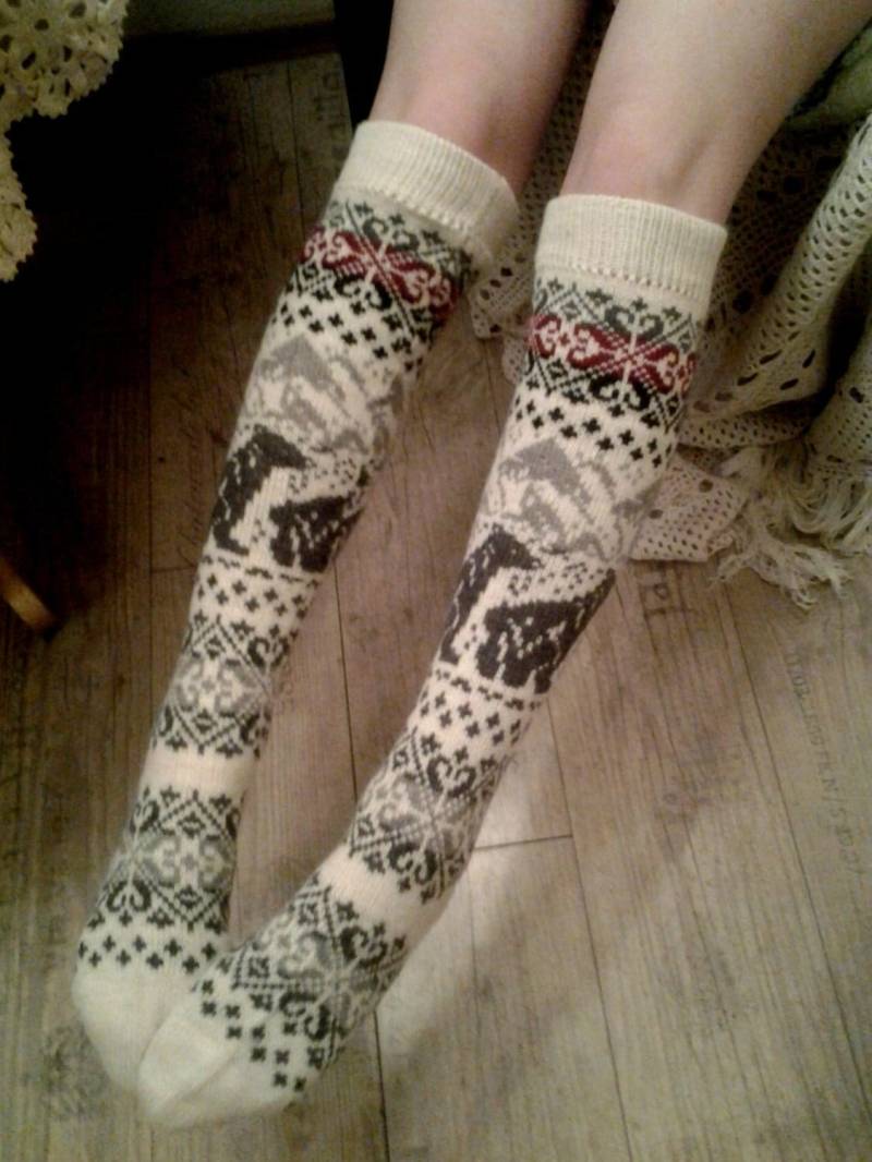 Lange Stricksocken Wollsocken. Norweger Socken. Weihnachtssocken Wintersocken Warme Socken Geschenk An Mann. Frau. Herrensocken. Frauen von WoolMagicShop