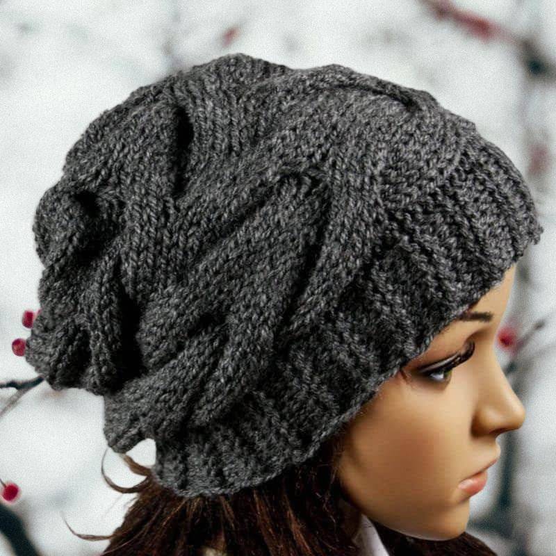 Handgestrickte Slouchy Beanie Damen Wintermütze Handgestrickte Slouchy Beanie Damen Wintermütze von WoolyThinker