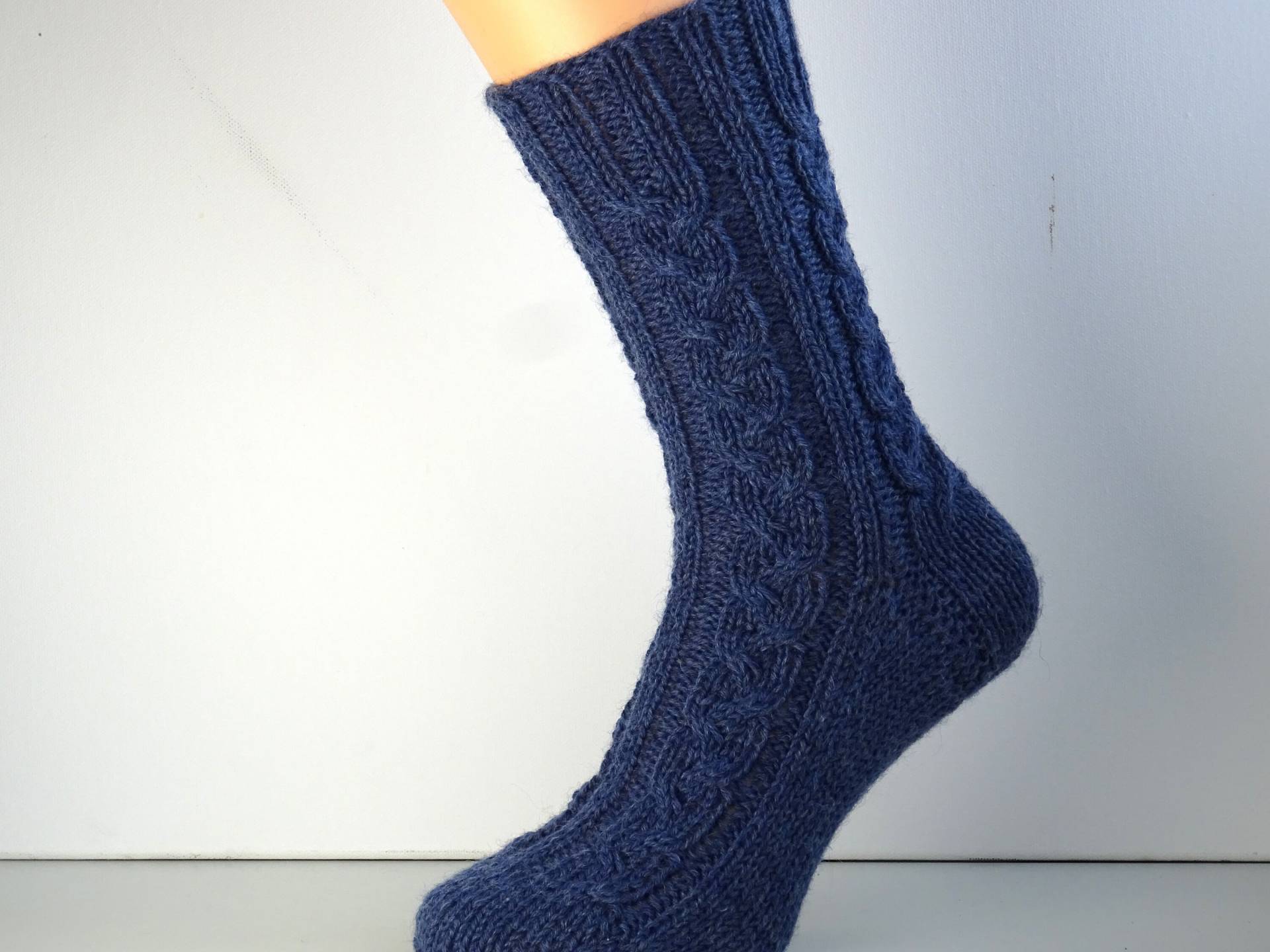 Dicke Socken "Flechtzopf", Jeans, 39/40 Dicke Socken "Flechtzopf", Jeans, 39/40 von WoolyWhisper