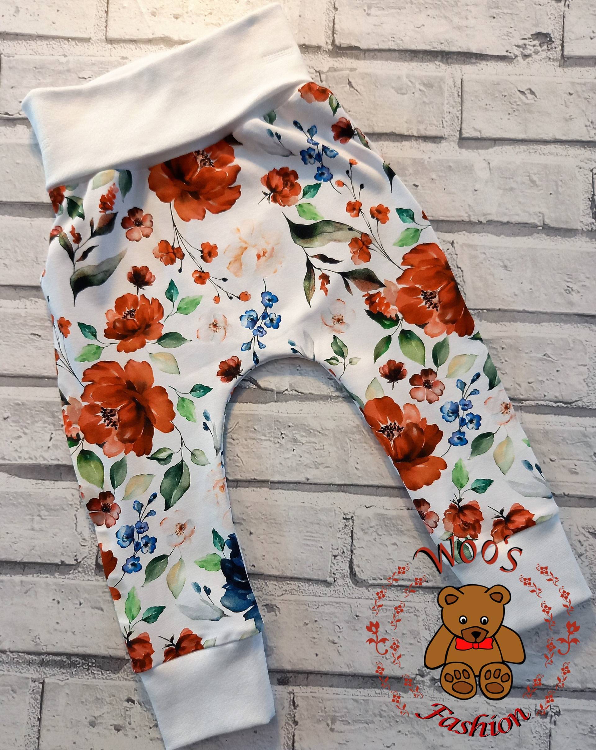 Blumige Leggings, Helle Hose, Bluse Baby Haremshose, Mädchen Kinder 12-18 Monate von WoosFashion