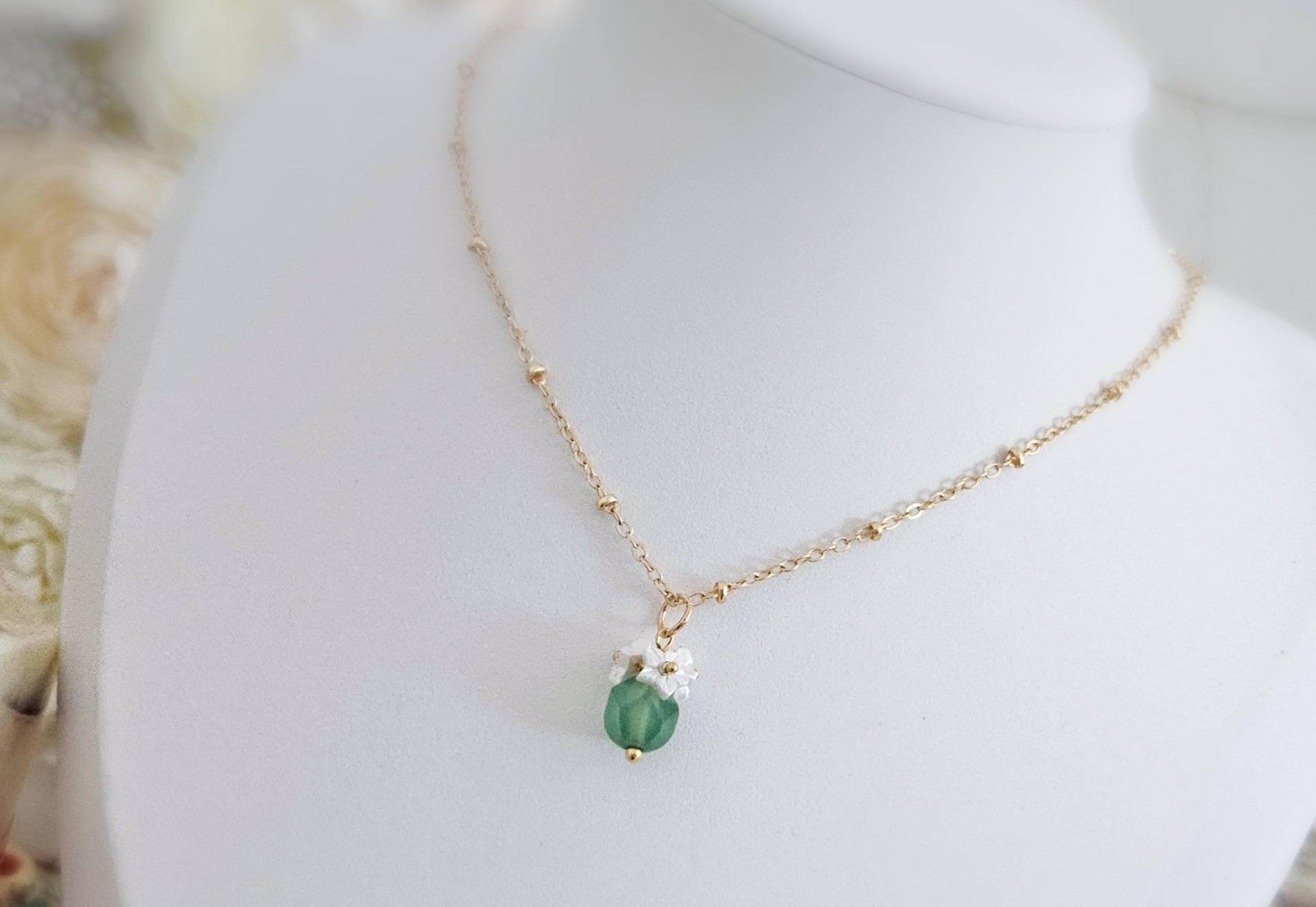 Handgemachte 14K Gold Filled Necklace.geburtstagsgeschenk Für Sie, Grüner Stein Halskette Handgemachte 14K Gold Filled Necklace.geburtstagsgeschenk Für Sie, Grüner Stein Halskette von WorldDesigns