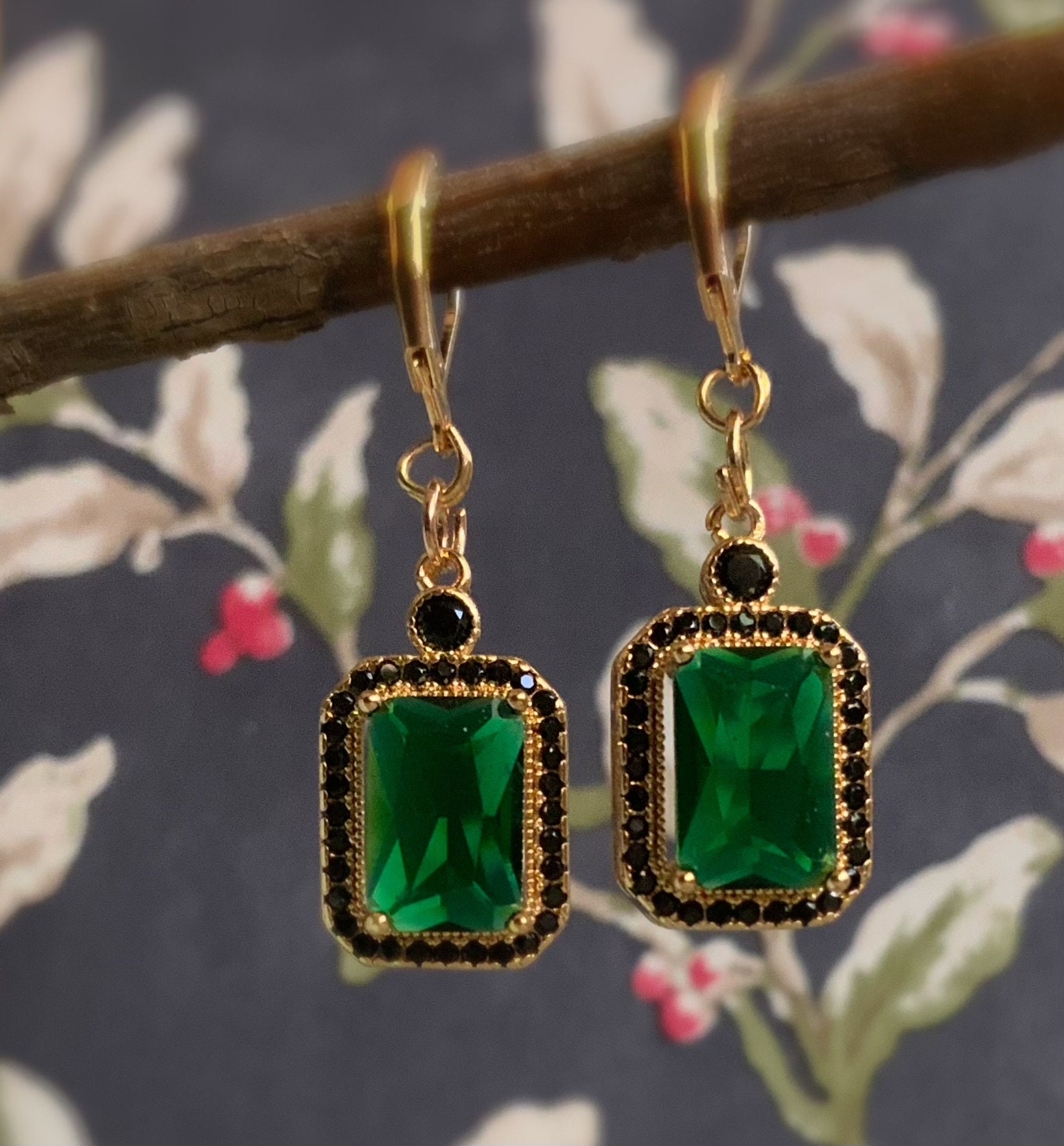 Handgemachte Smaragd Grüne Ohrringe Statement Hochzeitsschmuck Handgemachte Smaragd Grüne Ohrringe Statement Hochzeitsschmuck von WorldDesigns
