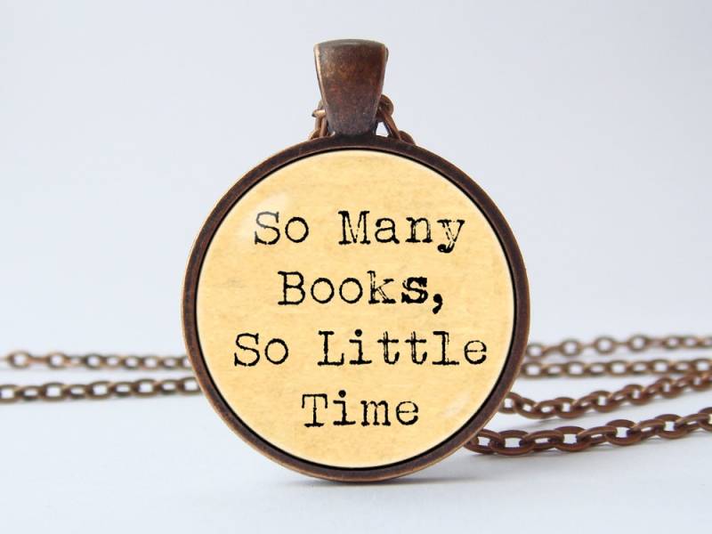 Buch-Anhänger Buch-Schmuck Bibliothekar Schmuck So Viele Bücher So Wenig Zeit Bücherwurm Halskette Glas Buch Liebhaber Leser Geschenk von WorldOfDream