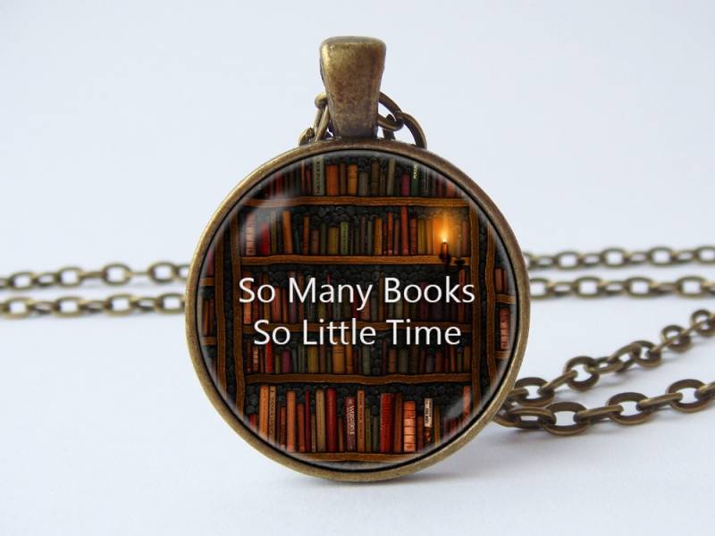 Bücherwurm Halskette Buch Schmuck Bibliothekar Liebhaber Leser Geschenk Alte Bibliothek Bibliophile Buchanhänger von WorldOfDream