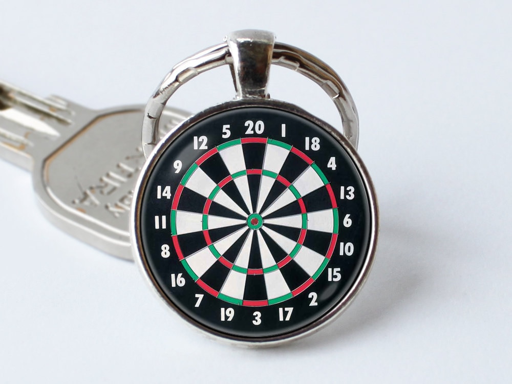 Dart Schlüsselanhänger Dartscheibe Schmuck Sport Geschenk Anhänger Kneipenspiel Dartspieler Ziel von WorldOfDream
