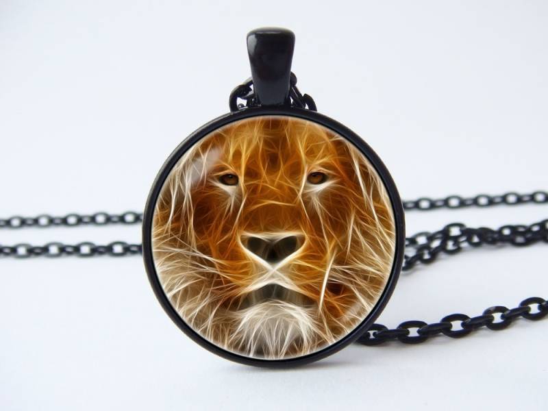 Feuer Löwe Halskette Anhänger Schmuck Tier Einzigartiger Löwenkönig Löwenkopf Für Freund von WorldOfDream