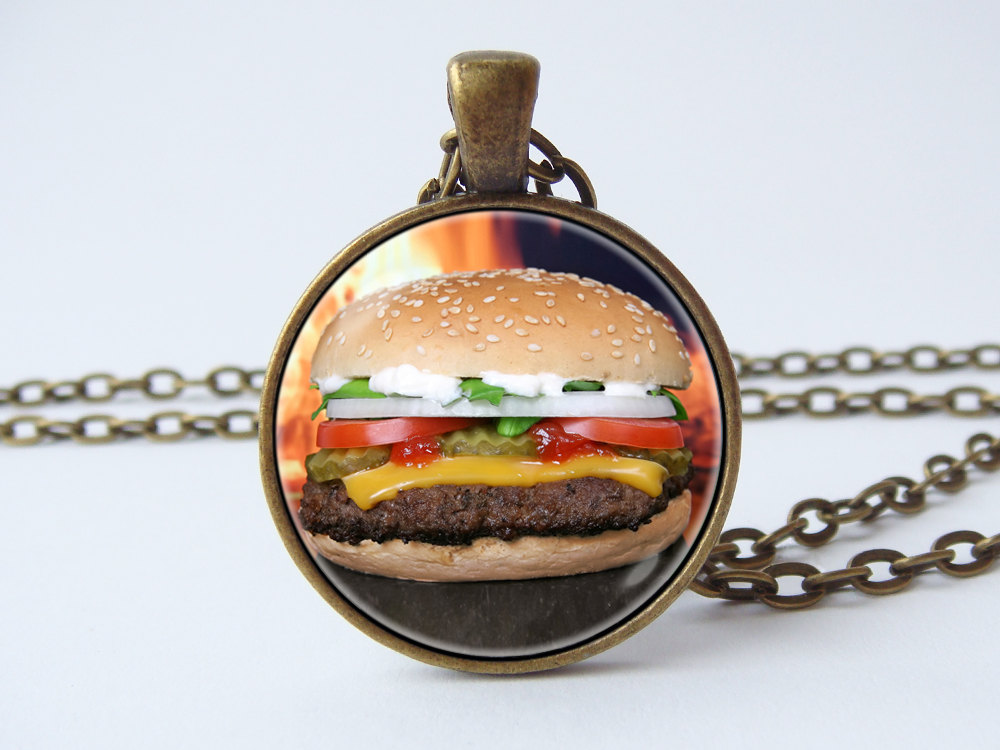 Hamburger Halskette Burger Anhänger Food Schmuck Geschenkidee Lover Geschenk Cheeseburger von WorldOfDream