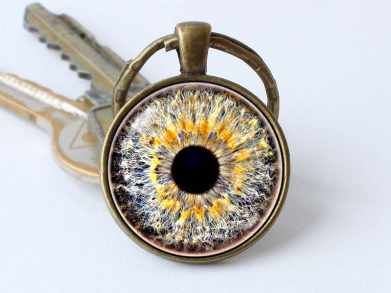 Human Eyeball Schlüsselanhänger Geschenk Für Mutter Auge Schmuck Unisex Anhänger Graues Schlüsselring Geschenkidee Menschliches Augen von WorldOfDream