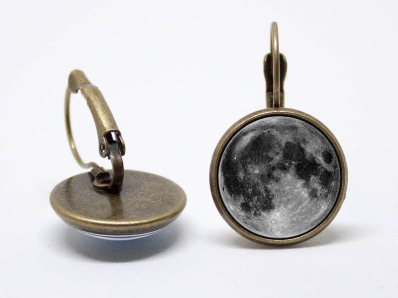 Mond Platz Ohrringe Frauen Weltraum Vollmond Schmuck Grau Luna Geschenk Idee Moon Lunar von WorldOfDream