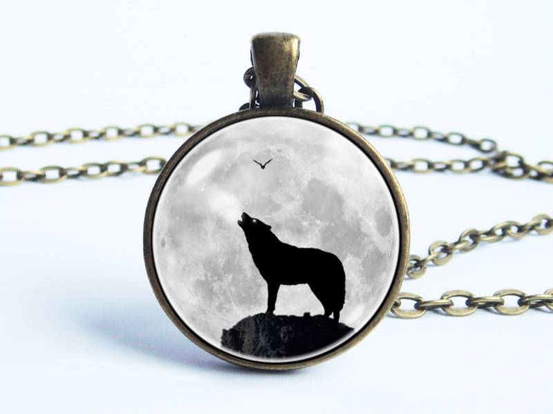 Mond Und Wolf Halskette Männer Anhänger Heult Den An Mondschmuck Schmuck Tier Geschenk Für Freund von WorldOfDream