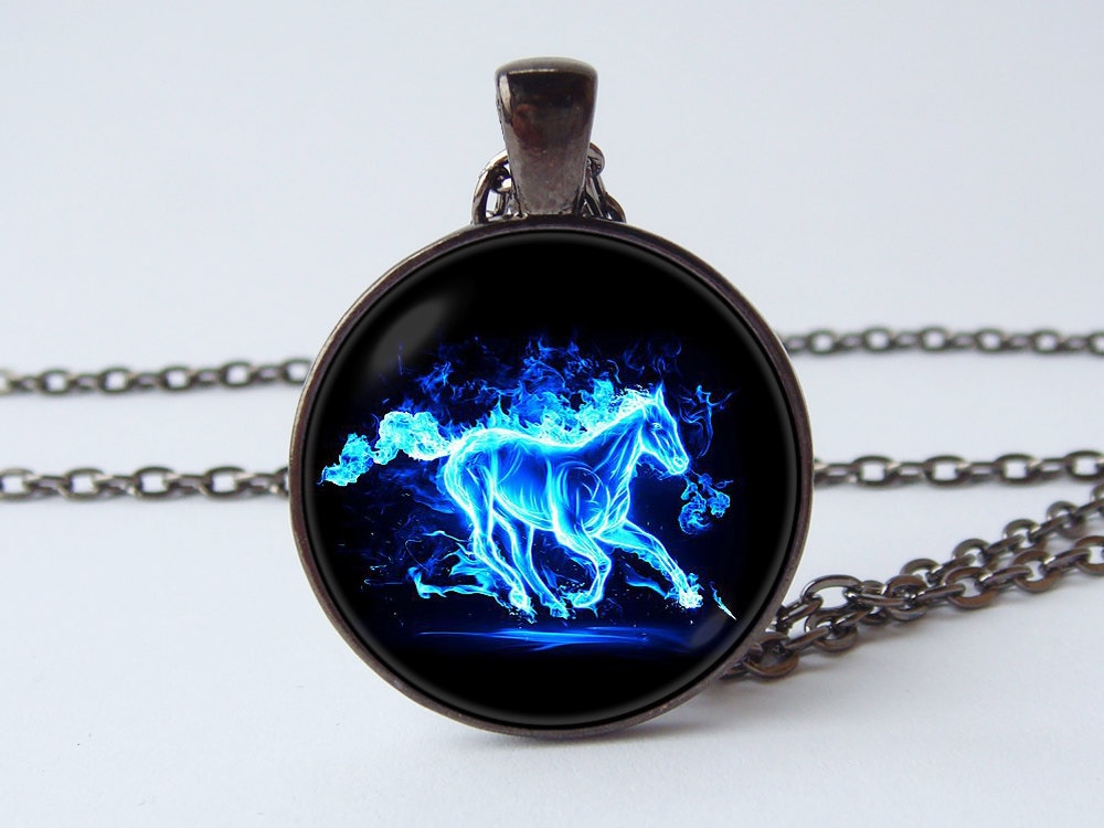 Rennpferd Halskette Pferd Schmuck Anhänger Liebhaber Geschenk Reiter Rodeo Tierschmuck Reiten von WorldOfDream