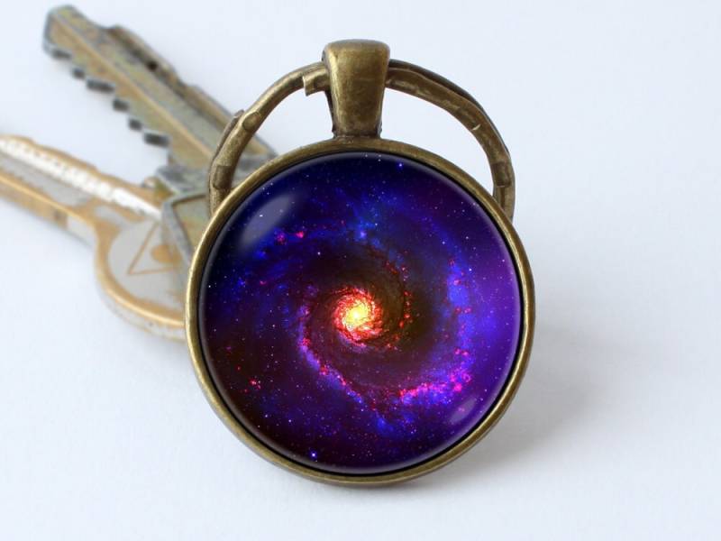 Schlüsselanhänger Nebula Galaxy Weihnachtsgeschenk Kosmos Space Anhänger Universum Sterne Geschenkideen Dust von WorldOfDream