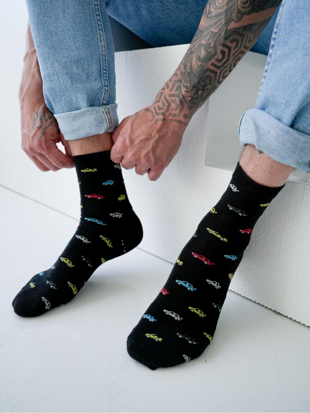 Sport Racing Car Herren Socken, Lustige Verrückte Bunte Geschenkidee, Perfektes Geschenk, Mismatched von WorldOfSocks001