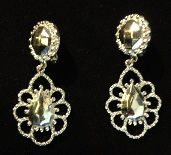 Vintage Earings 2 1/4 "Silver Set Very Pretty & Elegant .. Circa 1960Er Jahre Vintage Earings 2 1/4 "Silver Set Very Pretty & Elegant .. Circa 1960Er Jahre von WorldStamps2017
