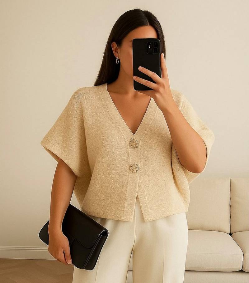 Worldclassca Strickjacke WORLDCLASSCA Strickjacke kurzarm Cardigan Strickpulllover mit Knopf Neue Kollektion - Stilvolle und gemütliche Strickmode für Damen von Worldclassca
