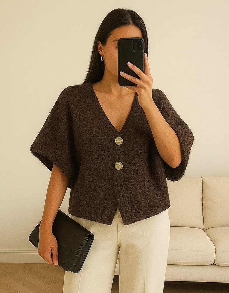 Worldclassca Strickjacke WORLDCLASSCA Strickjacke kurzarm Cardigan Strickpulllover mit Knopf Neue Kollektion - Stilvolle und gemütliche Strickmode für Damen von Worldclassca