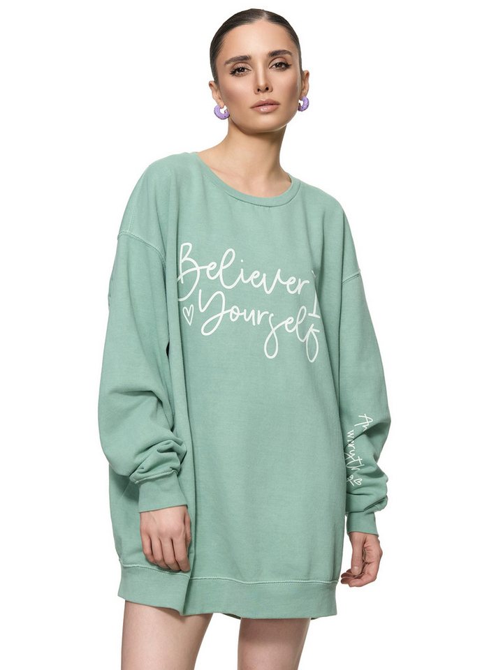 Worldclassca Sweatshirt Worldclassca Oversized Sweatshirt BELIVE Print Langarm Pullover PRINT - BELIVE IN YOURSELF - AND EVERYTHING WILL BE POSITIVE von Worldclassca