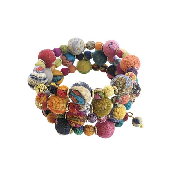 Worldfinds Kantha Armband Winding Bauble von Worldfinds