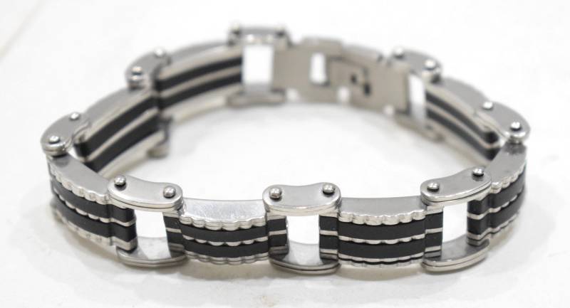 Armbänder Edelstahl-Schwarz-Kautschuk-Verschluss Linked von WorldofBacara
