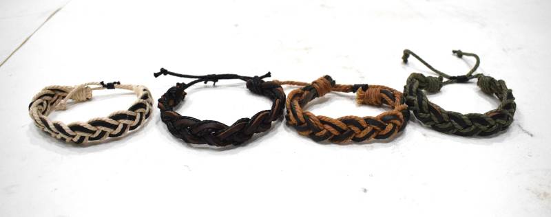 Armband Assorted Woven-Faser-Leder-Tie-Einstellbar Armbänder von WorldofBacara