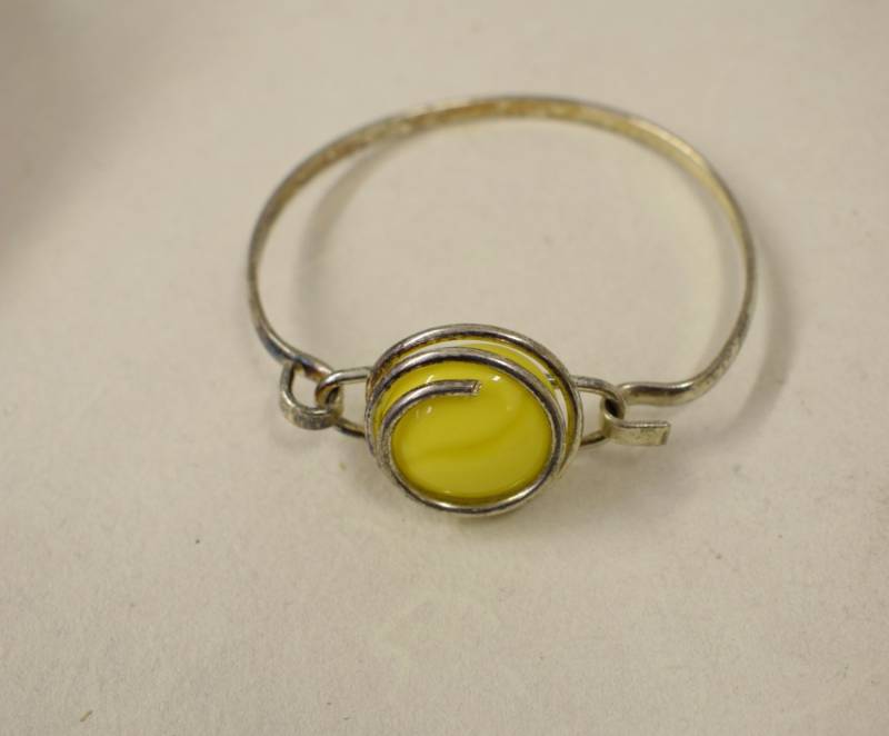 Armband Silber Runde Gelbe Farbige Glashandgemachte Glas Fun Farbe Einzigartige von WorldofBacara