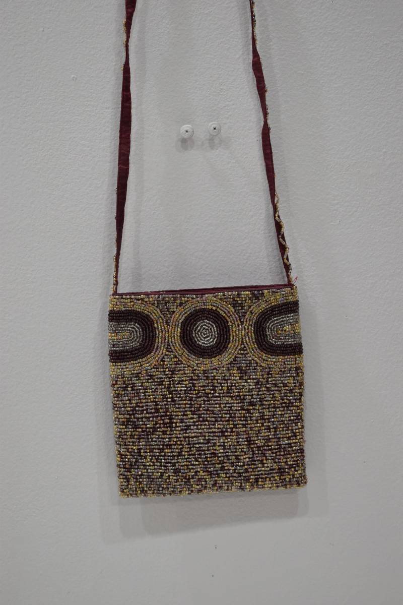 Geldbörse Perlen Braun Gold Umhängetasche von WorldofBacara