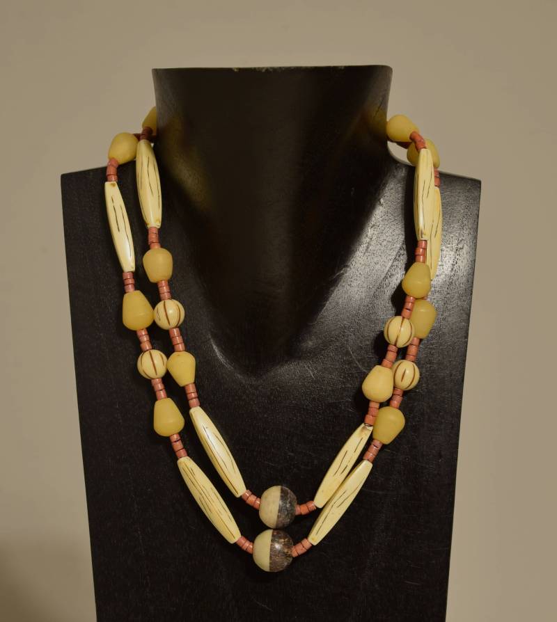 Halskette Doppelstrang Buri Nut Speckstein Harz Kokosnuss Heishi Perlen Handmade Schmuck Halskette Doppelstrang Buri Nut Speckstein Harz Kokosnuss Heishi Perlen Handmade Schmuck von WorldofBacara