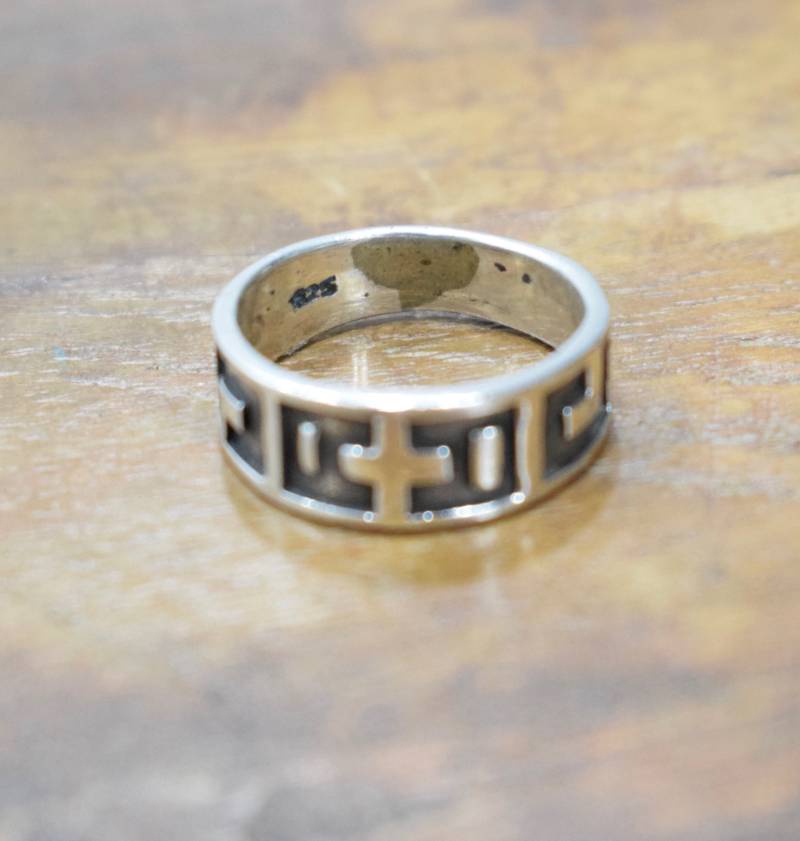 Ring Aus Sterling Silber Gerillt Bandring Ring Aus Sterling Silber Gerillt Bandring von WorldofBacara