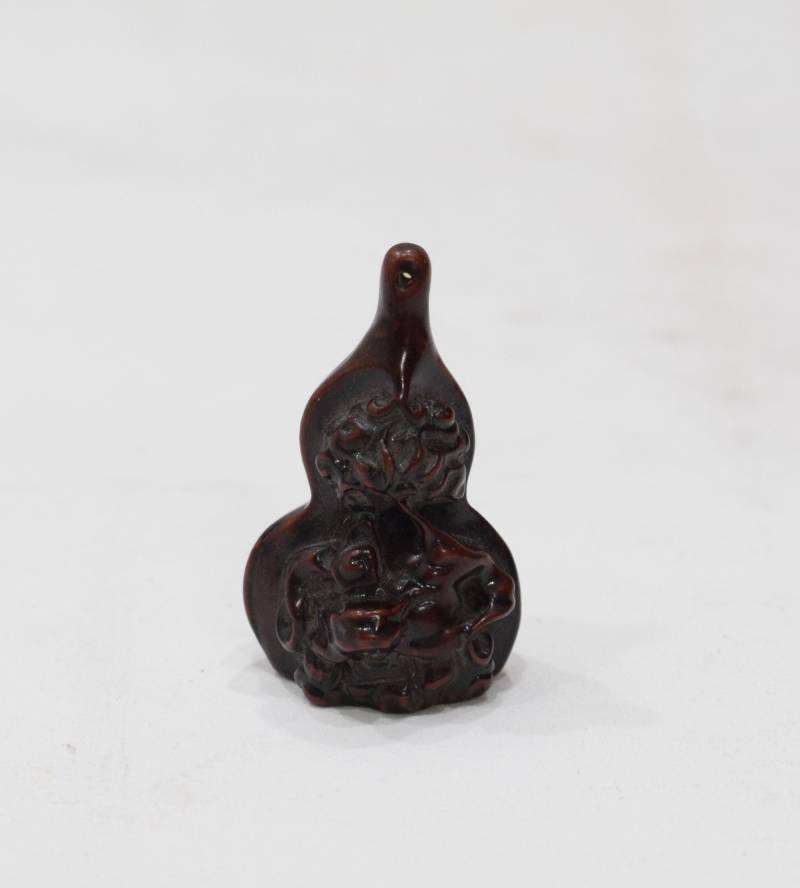 statue Geschnitzte Harz Lotus Anhänger von WorldofBacara